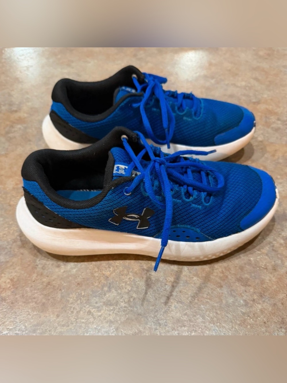 Under Armour Kids' Blue Athletic Sneakers. 6.5Y